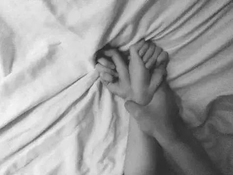 抖音特别火的背景图（2020最火朋友圈封面图）