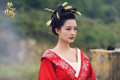 李小璐疑急于复出被骗1200万？撒贝宁快给贵圈开反诈骗课吧