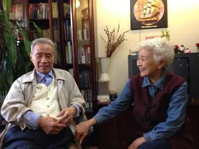 在北京,这群人操控娱乐圈格局40年,潜规则至今没打破