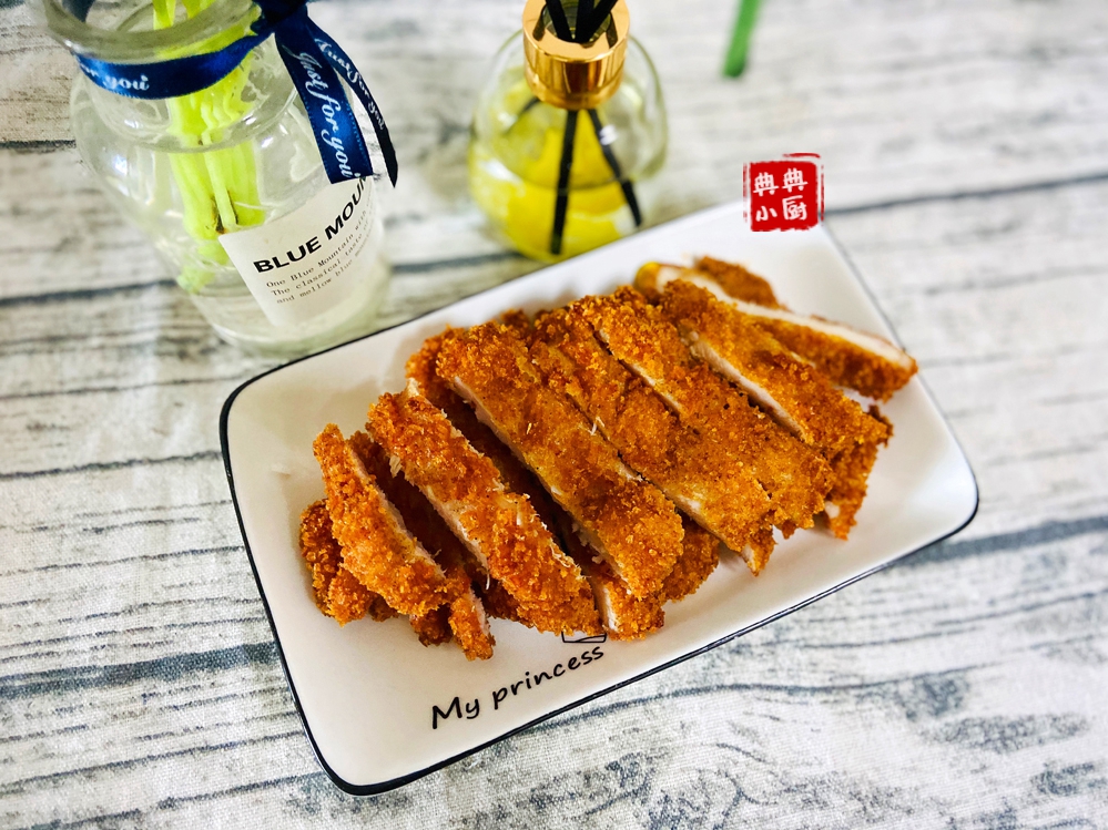 自己在家就能做的黄金炸鸡排，外酥里嫩，孩子肯定爱吃
