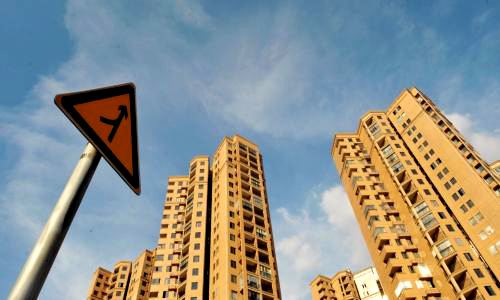 楼市“沉沦”？2类人“毫不犹豫”出击，专家：