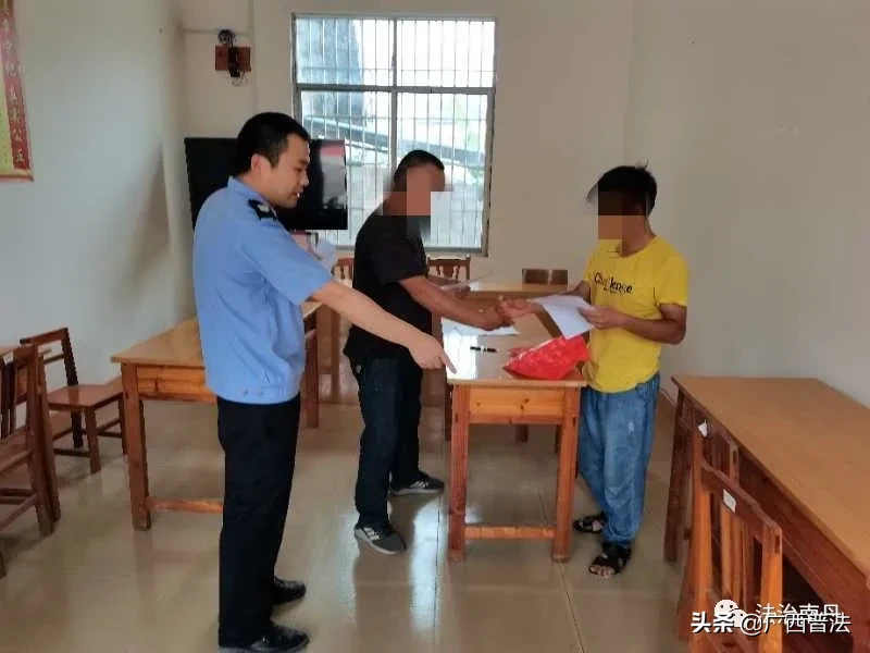 广西南丹：临时工中暑引发医药费用纠纷，司法调解维护外地农民工合法权益