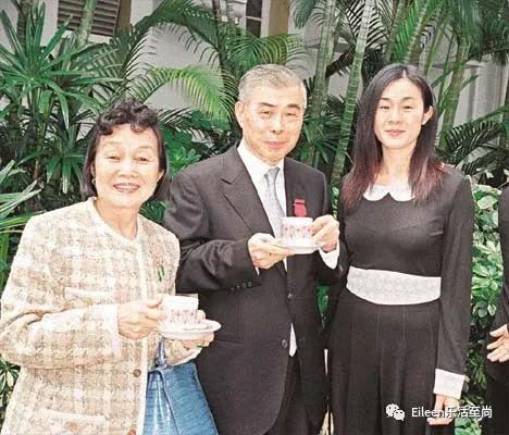最丑女友两傍豪门?原配淡定享乐,港岛清流家族也难逃花花轶事?