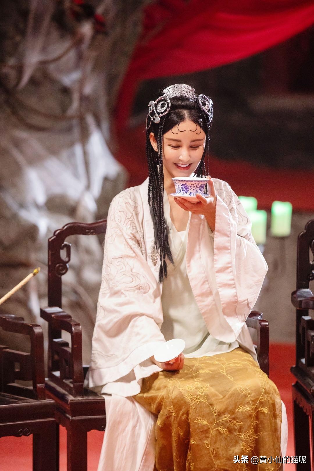 张歆艺减肥成功，当她录节目扮“白骨精”造型