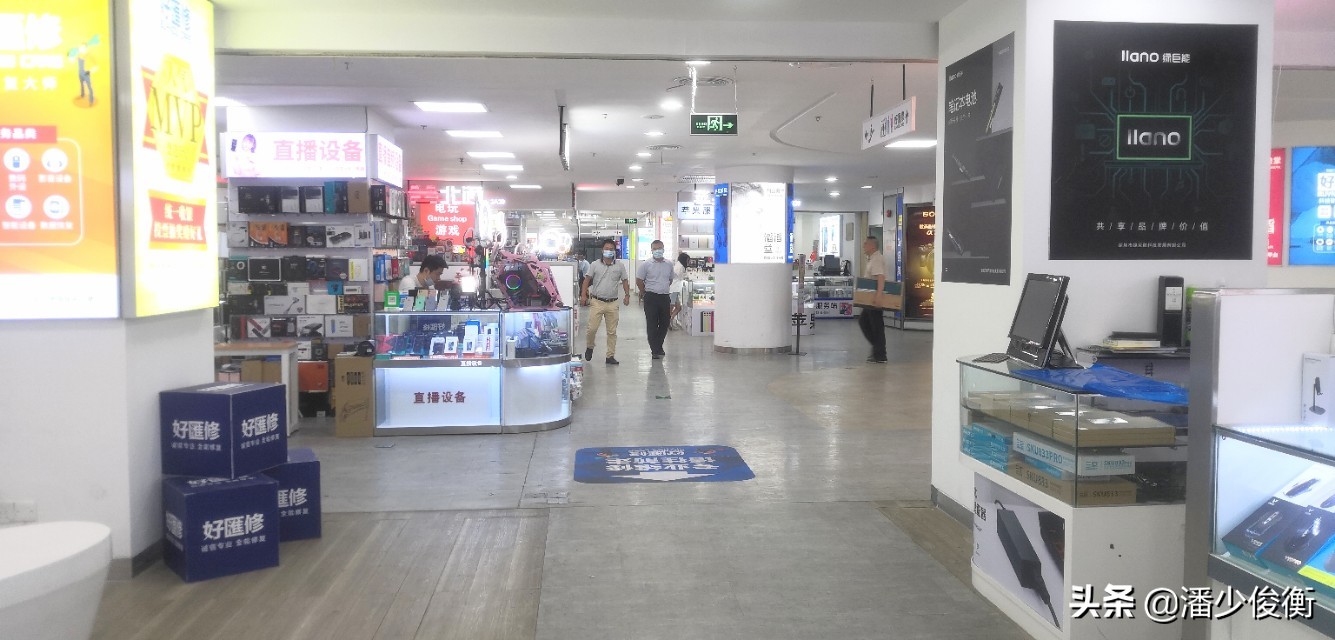 电脑城这么萧条，靠什么盈利？