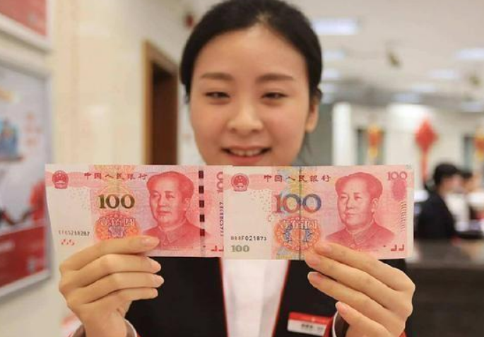 工资刚到银行卡就转出，对银行有什么影响？银行员工“透底”