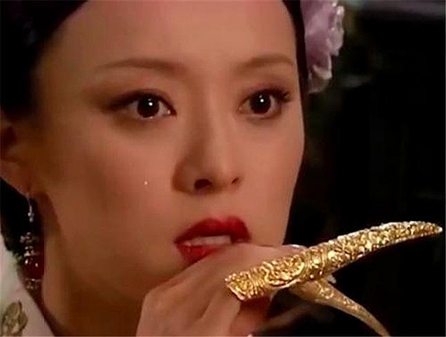 甄嬛传：在生死关头，甄嬛才看清胡蕴蓉与皇帝、以及浣碧的真面目