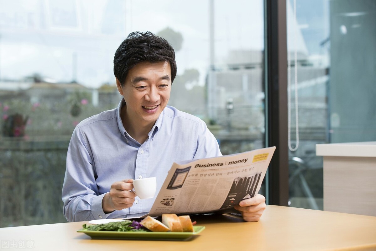 人过中年，为了健康，5件事要少做