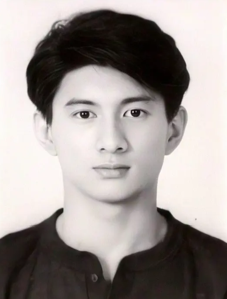 吴奇隆的辛酸励志人生，和他爱过的3个重要女人