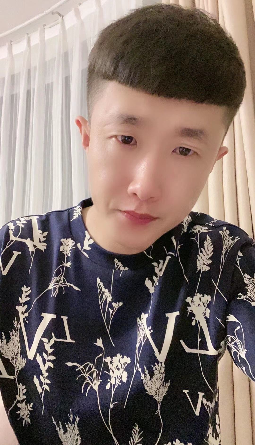 四川可乐身价多少,自爆存款超10亿,散打哥羡慕怎夸！
