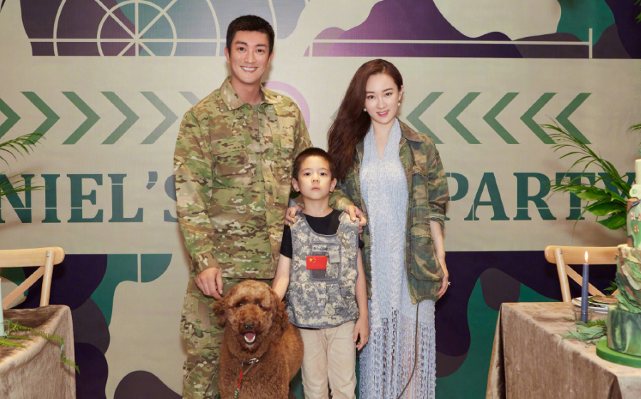 霍思燕晒照为嗯哼庆生，7岁嗯哼变清爽小帅哥，越长越像爸爸杜江