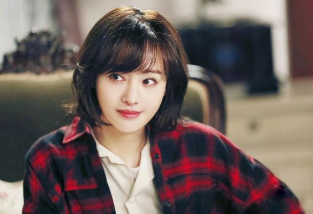 法庭上还敢说疯话！郑爽被要求做精神鉴定，爽