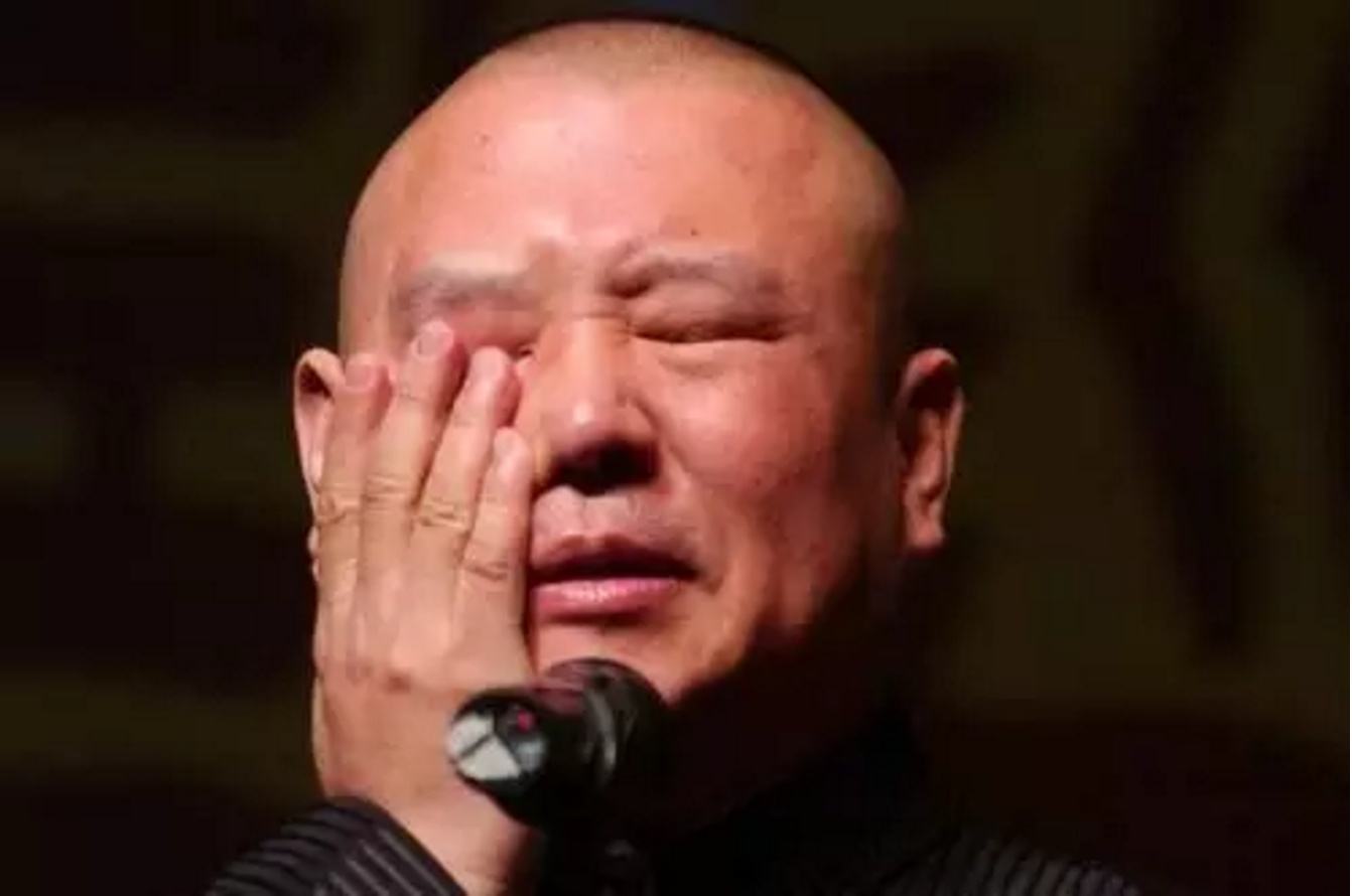 何云伟，就这样改写了他的结局，午夜梦回时是