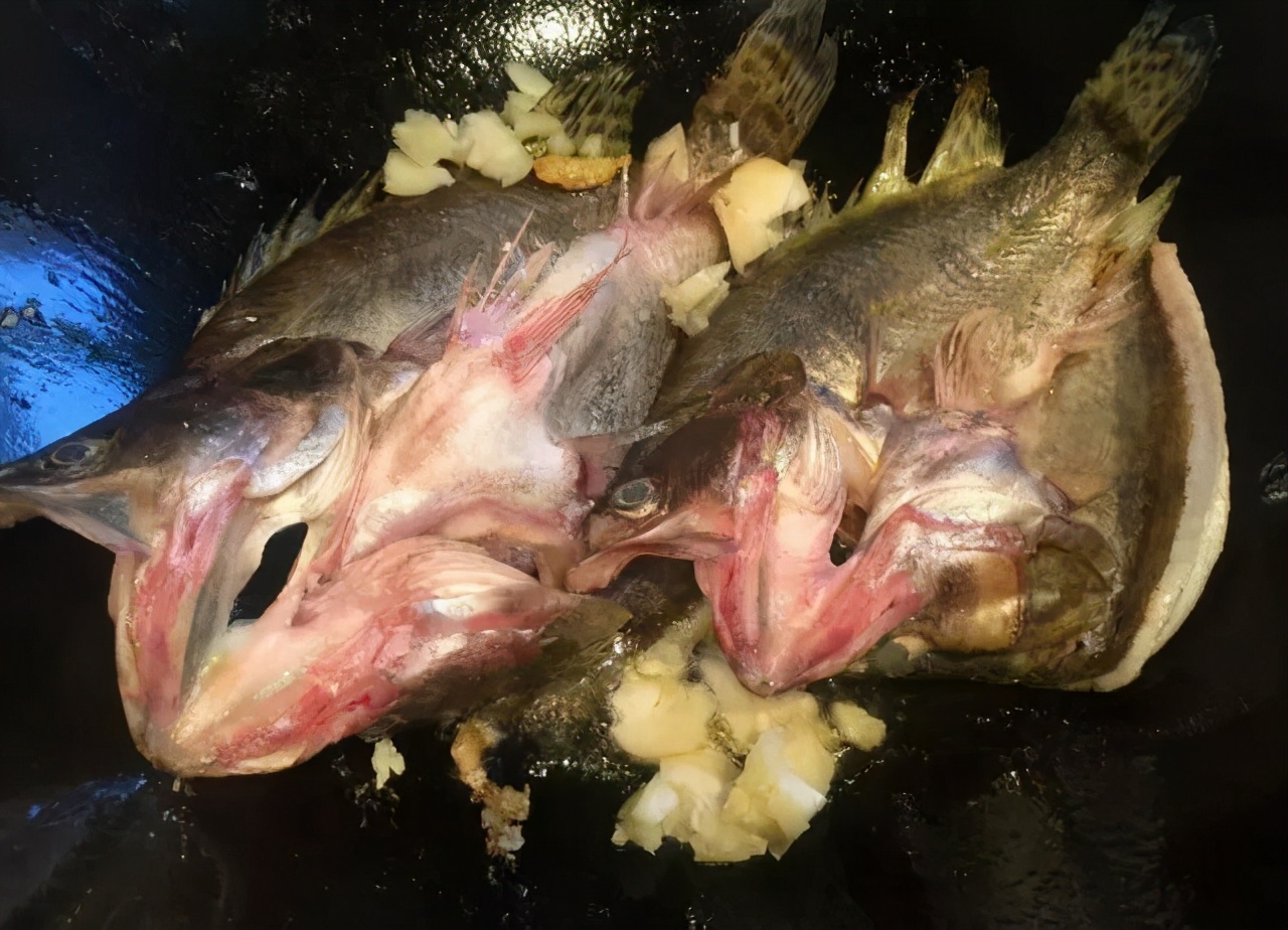湖北有名的特色美食 红烧小鳜鱼 全网搜