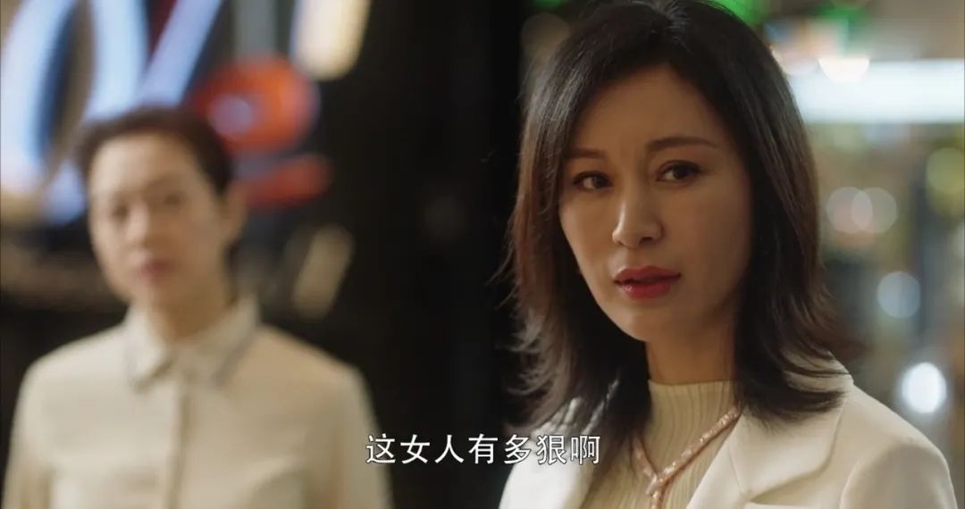 《三十而已》：富豪太太圈为什么被团灭？其实她们都是顾佳的托