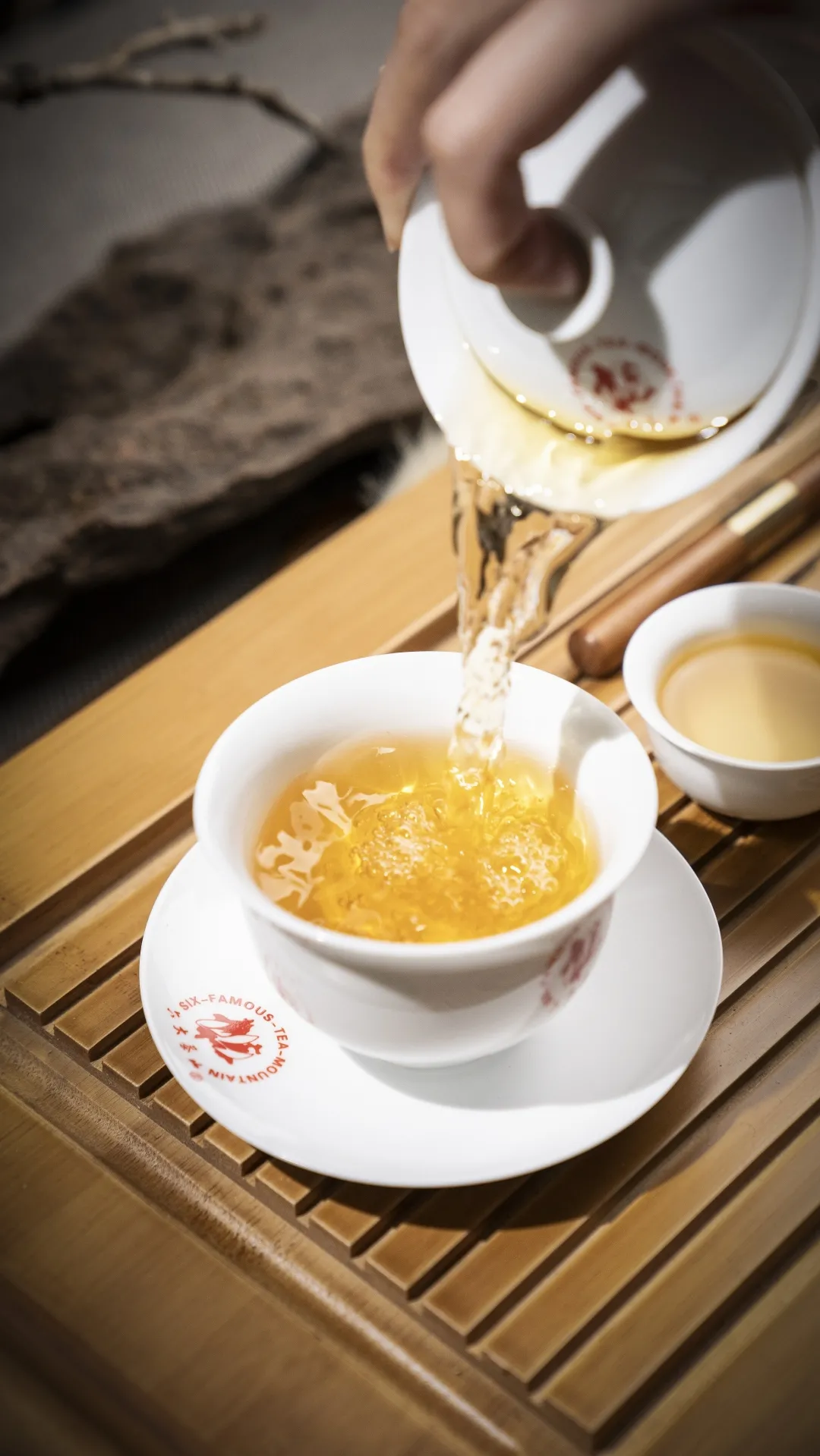 四月,用一杯茶打开春天的美