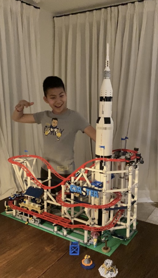 胡軍兒子康康12歲生日，身高赶超媽媽氣質像爸爸，學習成績優異