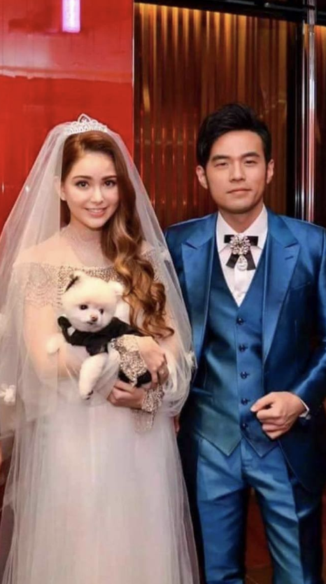 周杰倫曬妻兒牽手背影，被讚“吉祥三寶”，弟弟身高直逼姐姐