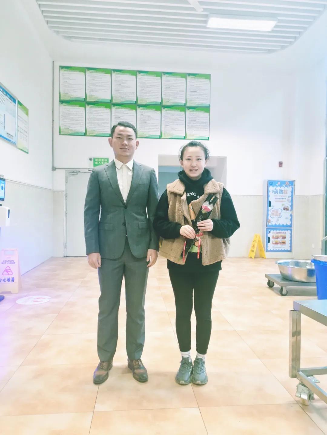 把春天送给你丨记双流区实小外国语学校三·八国际妇女节特别活动