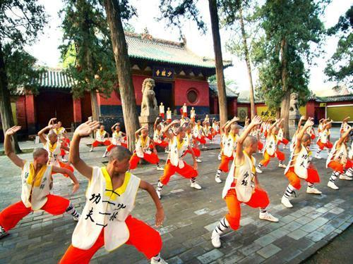 少林寺被“出卖”，皆因利益不均？游客：可以不要太商业化吗？