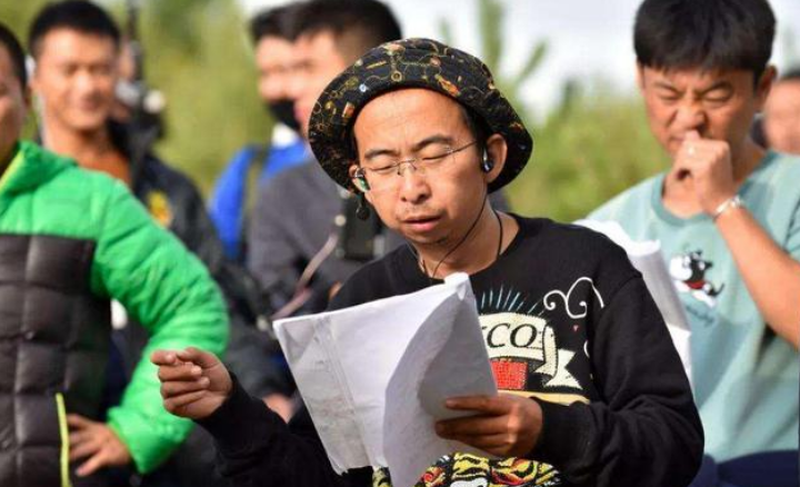 巨兴茂的心酸成名史，靠“扮丑”出名，从配角