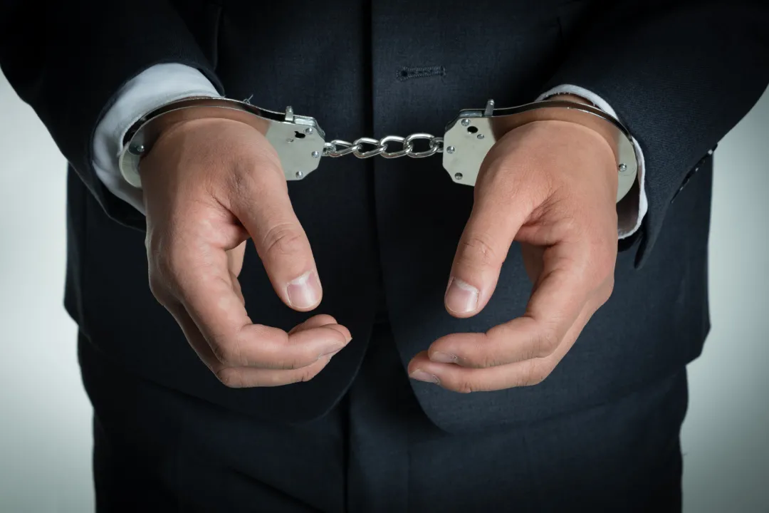 刑释人员变身村主任,一份无罪证明牵出32个“保护伞”|今晚九点半