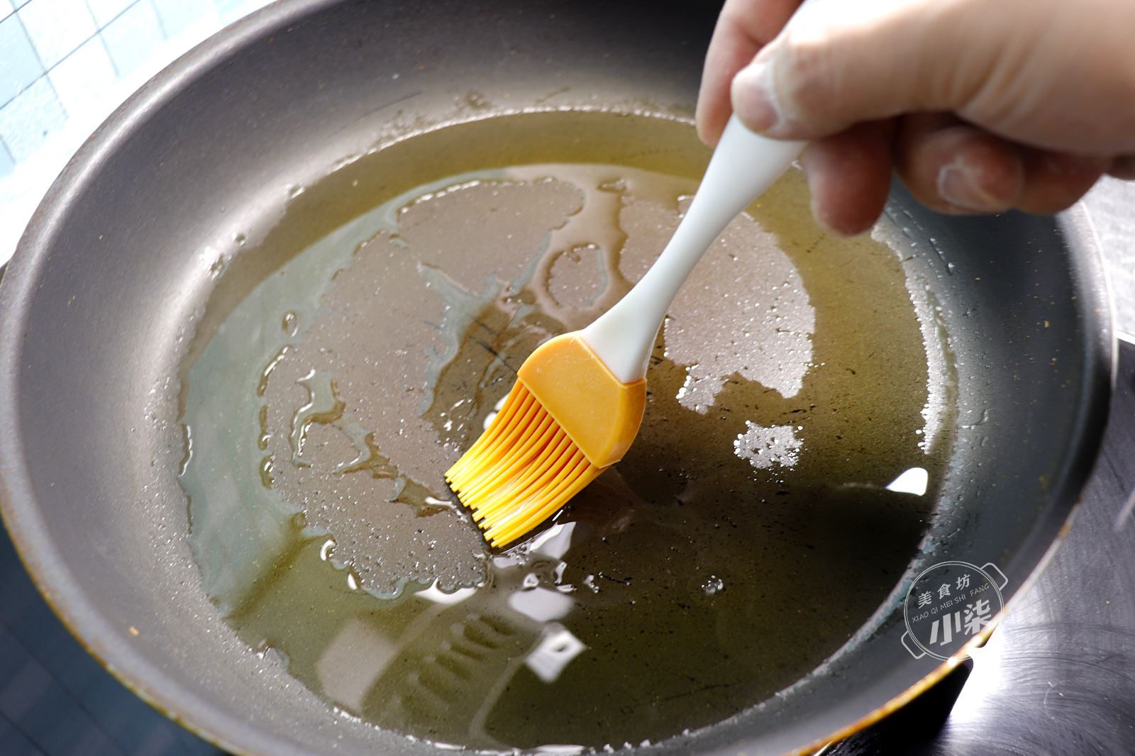 芝麻燒餅這樣做吃著才過癮，外皮酥軟層次多，好吃不上火，太香了
