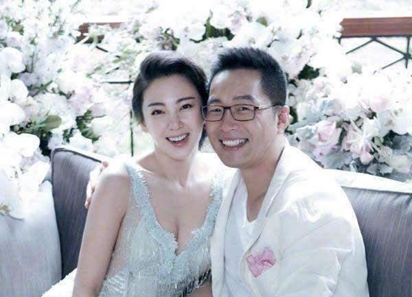 知名大V曝张雨绮代孕合同，称其为分公司钱，领证一个月就代孕