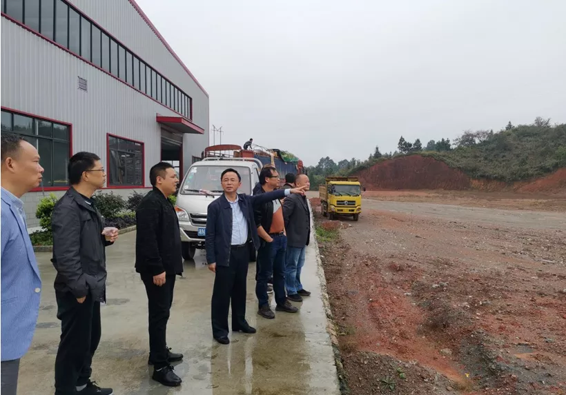 会同县人大常委会对农业企业开展专项调研