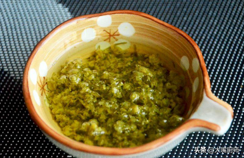 自製韭花醬，只放鹽是外行，多加1樣，口感好味道香，久放不會壞