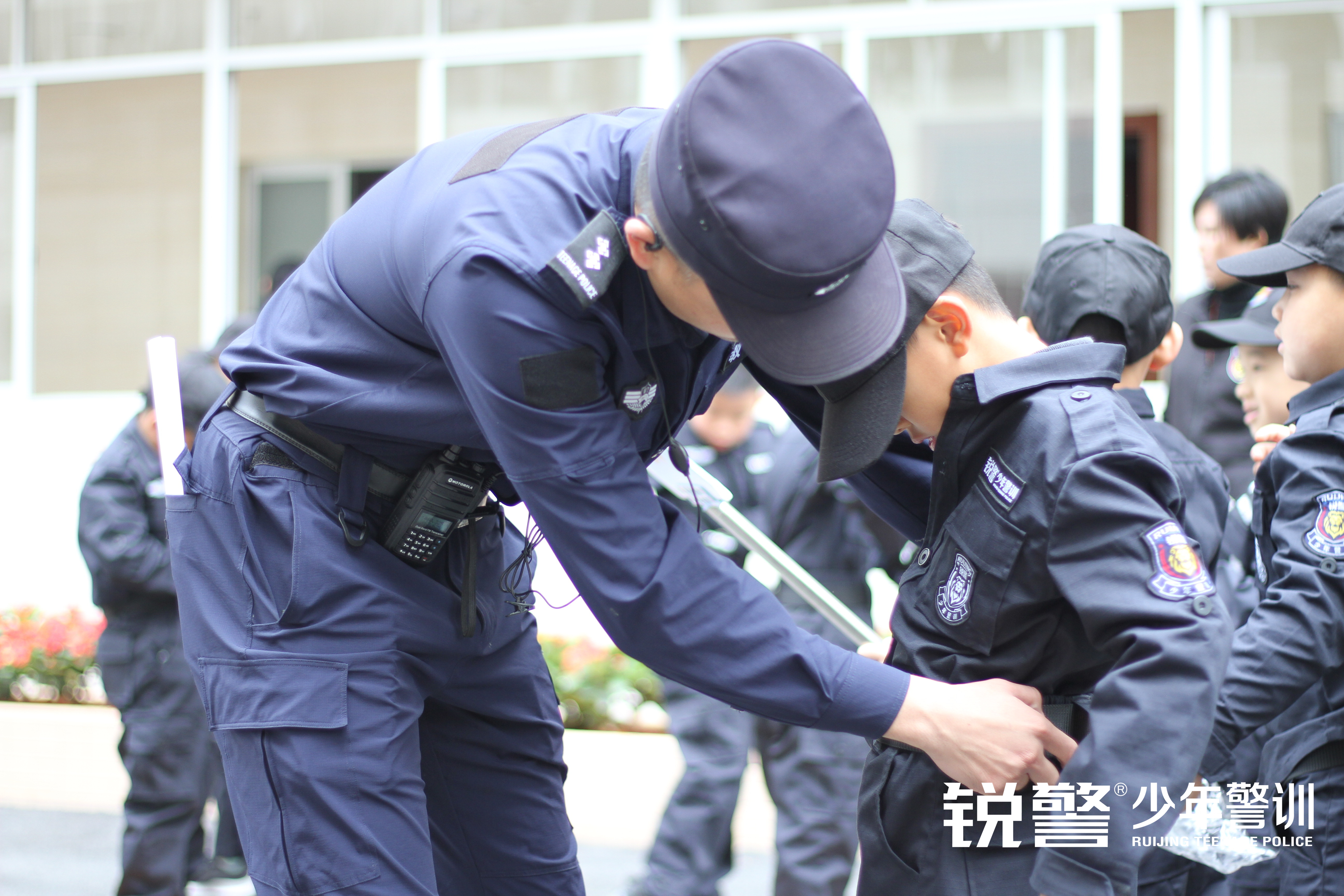 2021å¹¿ä¸è­¦å®å­¦é¢å°å¹´è­¦è®­å¤ä»¤è¥éªä½ ä¸èµ·é¿å¤§ï¼å¿«ä¹æé¿ä¸èå