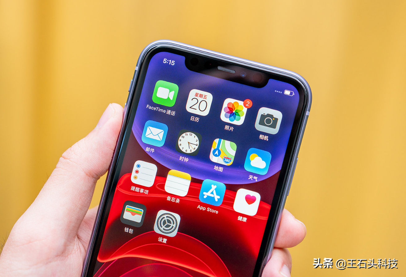 蘋果終於行動了！ 決定�幹掉�劉海，新機外觀設計再無槽點