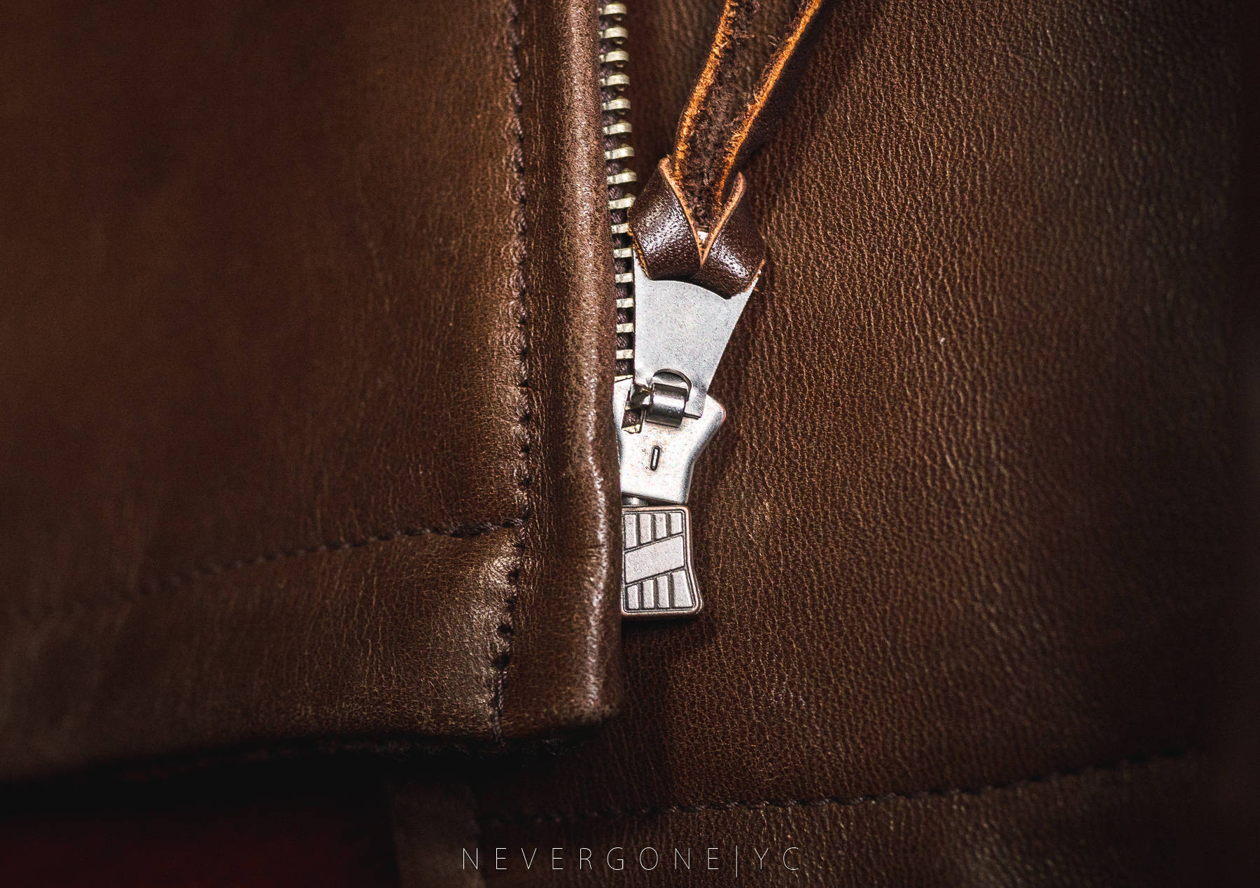 卖2万却不想让人买到的皮衣：At Last Co Lot.670马皮皮衣