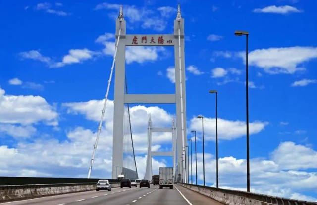 靠这座大桥每天进账300万，他做出承诺：收回成