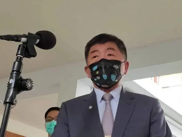 蔡英文不敢帶頭打AZ新冠疫苗？ 島內學者怒轟�真是丟臉到極點�