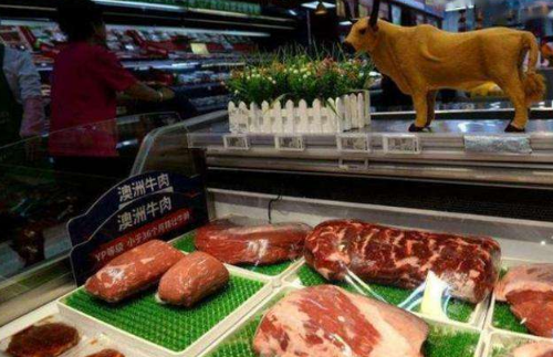 断供牛肉后续，澳正式回击要剥夺华人在澳房产，网友：狗急跳墙