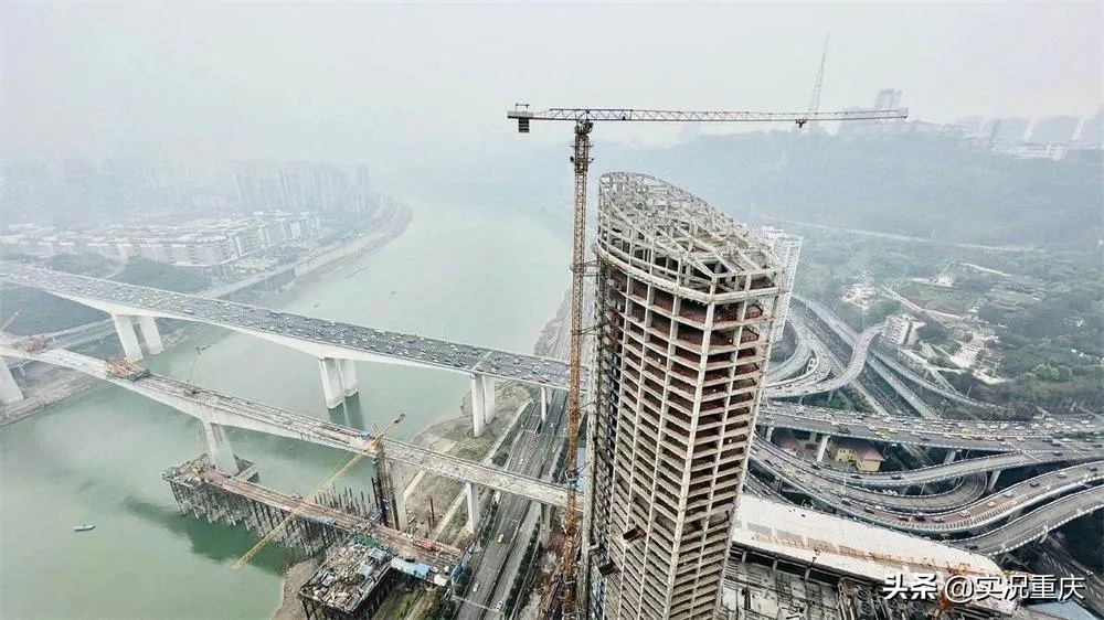 重庆摩天大楼排名（TOP10，第二高楼将要封顶）
