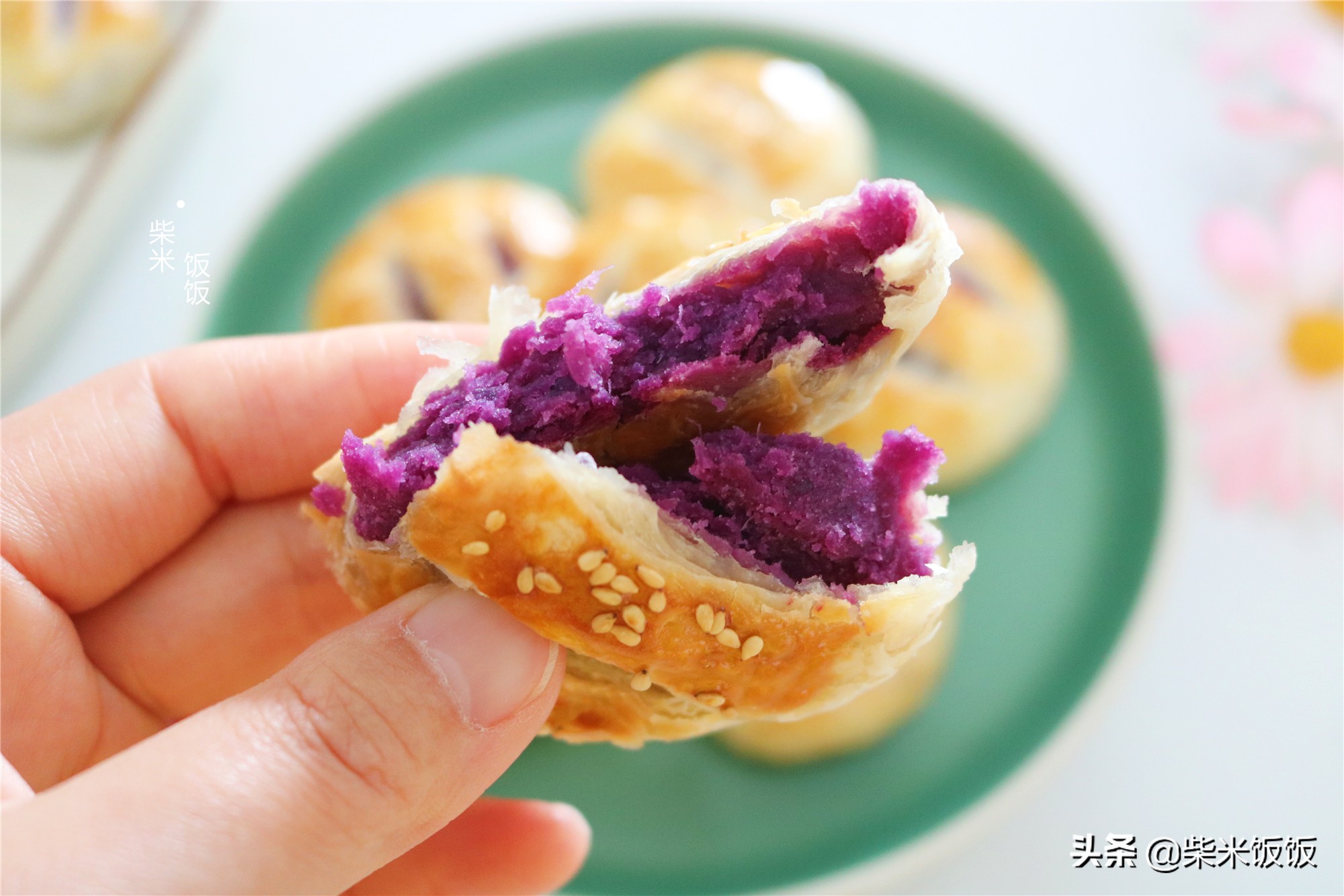 這款懶人小餅要試試，不用揉麵，做法簡單，香酥好吃孩子喜歡
