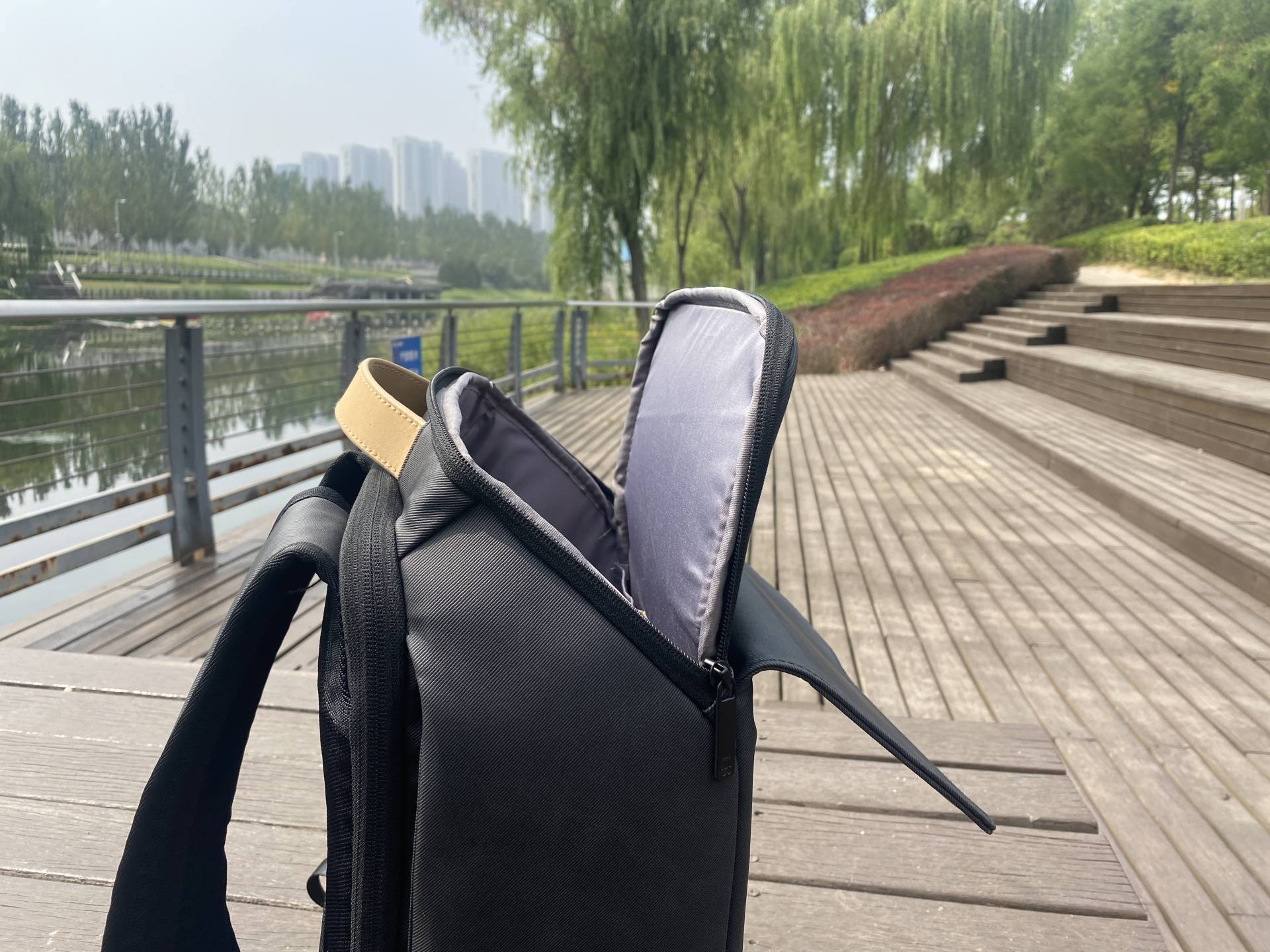 精致有型，超实用的地平线8号零感背包体验