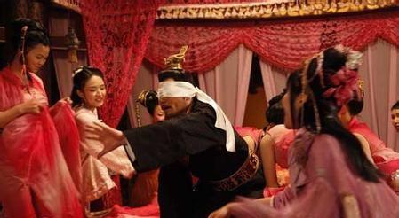 避暑山庄建“温泉馆”,精选无数美女陪伴玩乐，