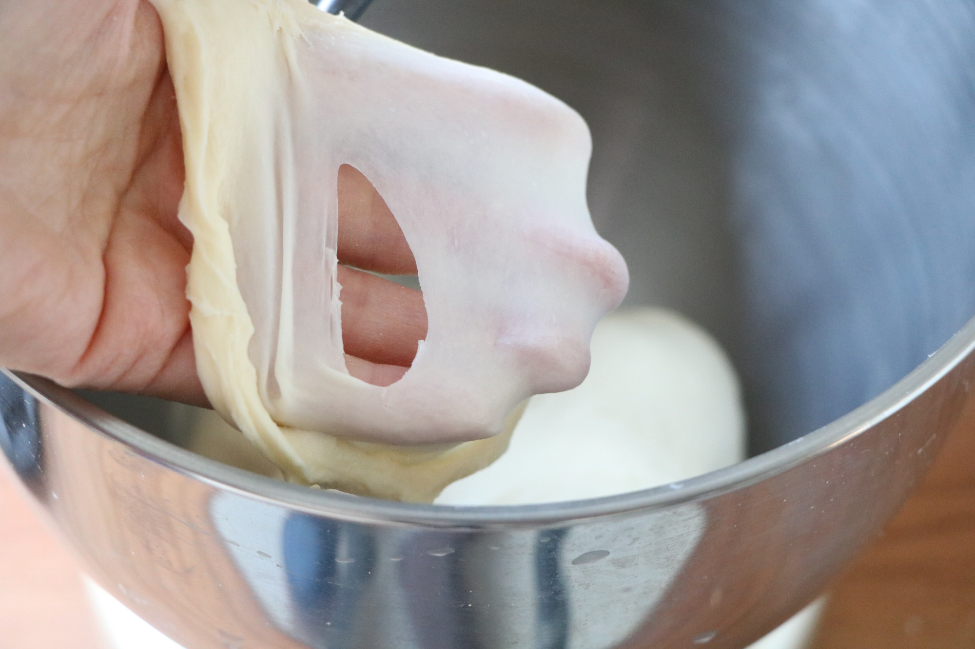 適合新手做的麵包，簡單0失敗，鬆軟拉絲香甜細膩，比買的更好吃