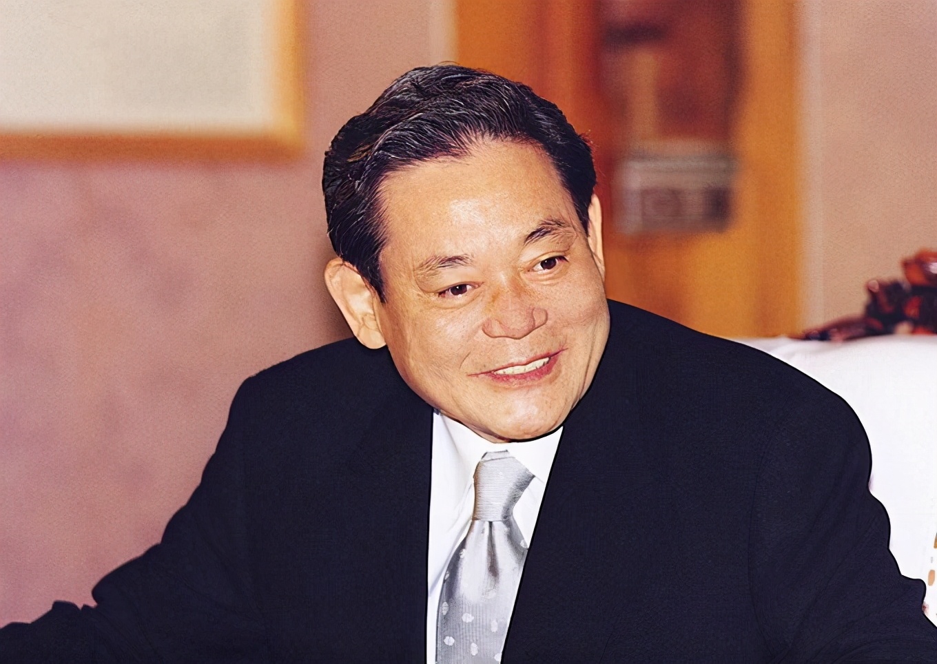 三星掌门人离世！他的千亿美元财产不能留给子孙？