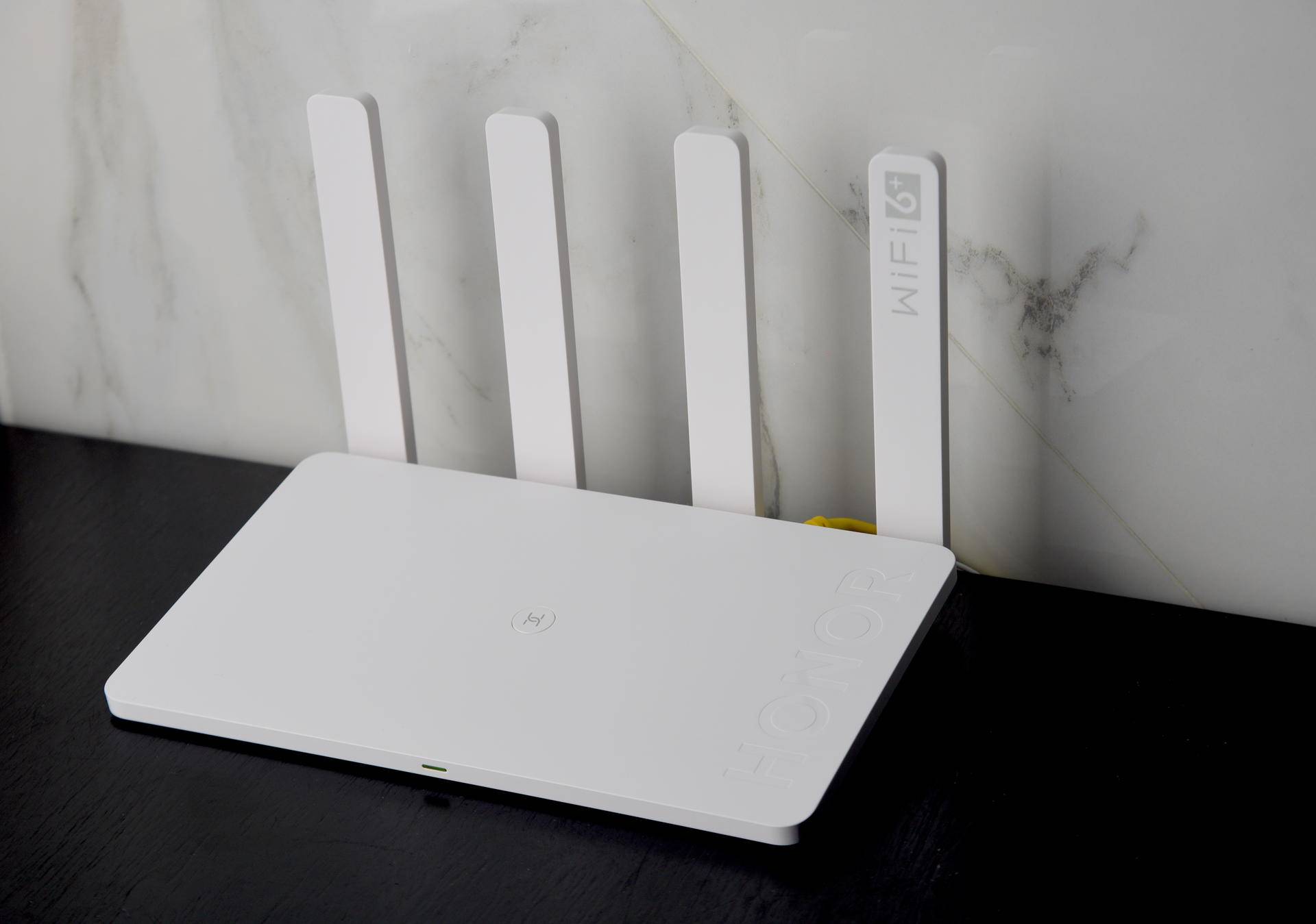 荣耀路由3体验评测：WiFi 6智能分频，连接更快更稳