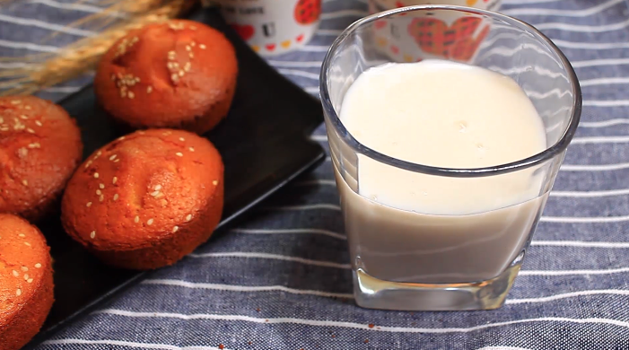 傳統脆皮雞蛋糕，原來做法這麼簡單，外酥里香，是小時候的味道