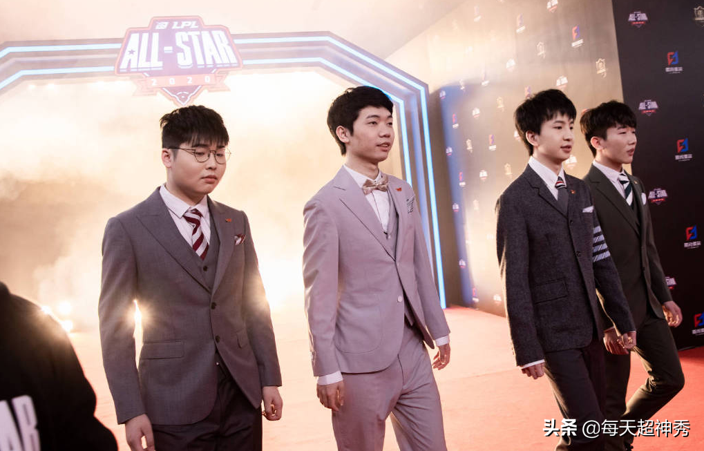 LPL focus is right perform definitely, bold of WE of wolf travel straight face will, XUN encounters Tarzan