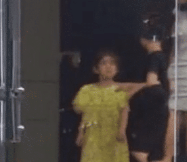 嗯哼妹妹照片曝光，或许这就是霍思燕不晒妹妹