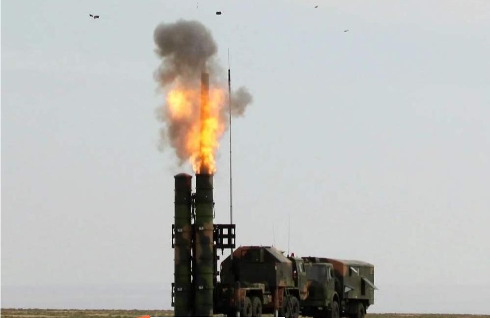 都是防空导弹，为何红旗9射程125公里，而美国标