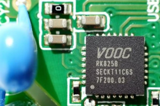 广纳英雄，oppo持续发力自研芯片，能否再造一个