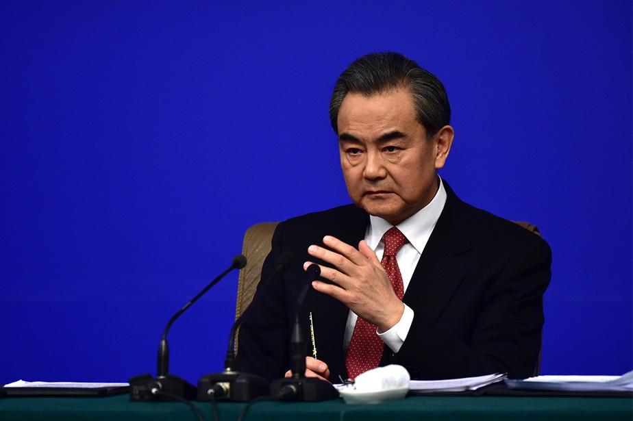 破冰外交能手王毅，策反日本議員，一招讓美國坐回談判桌