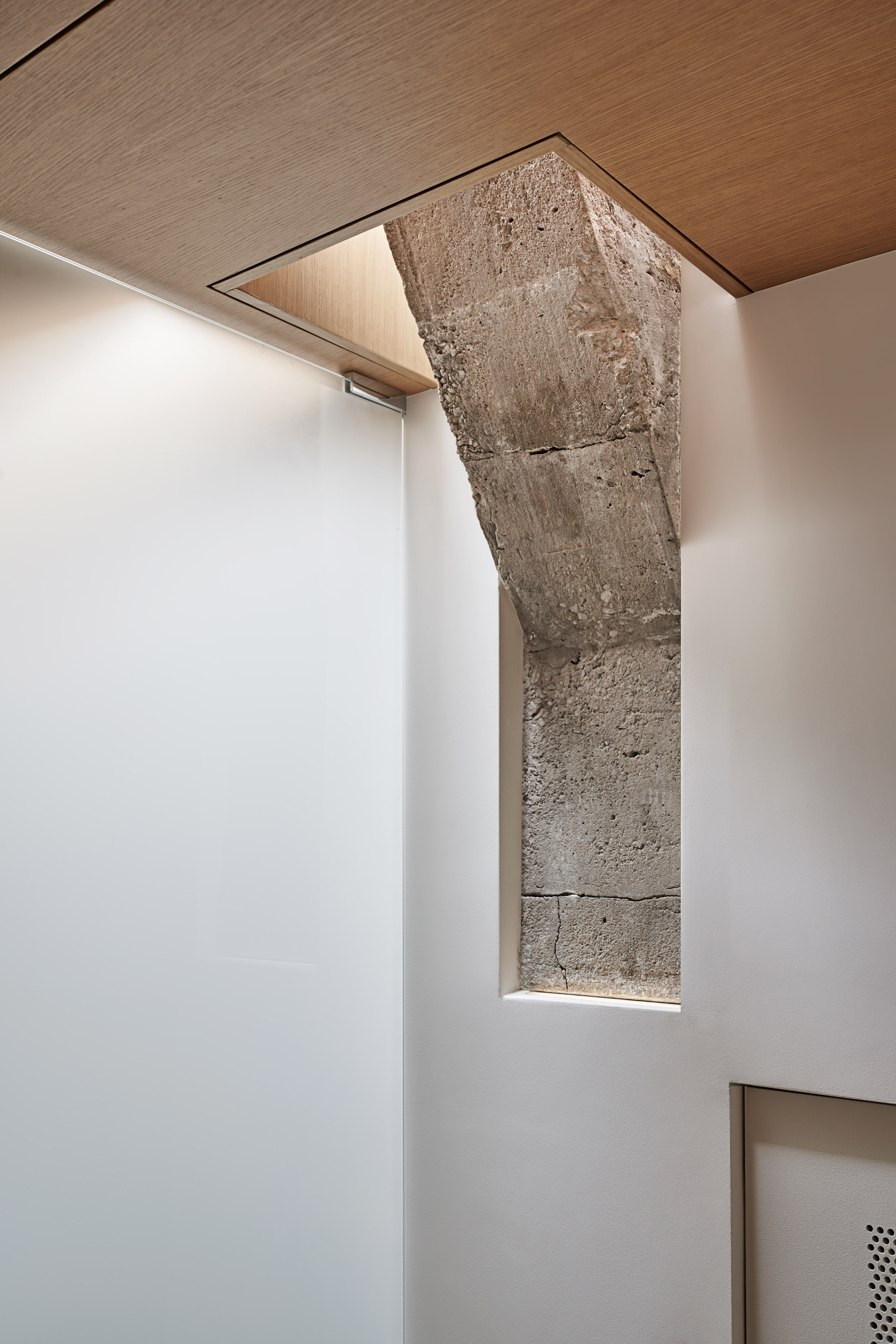 209m²工业风公寓，双层LOFT体量交错好似垂直园林